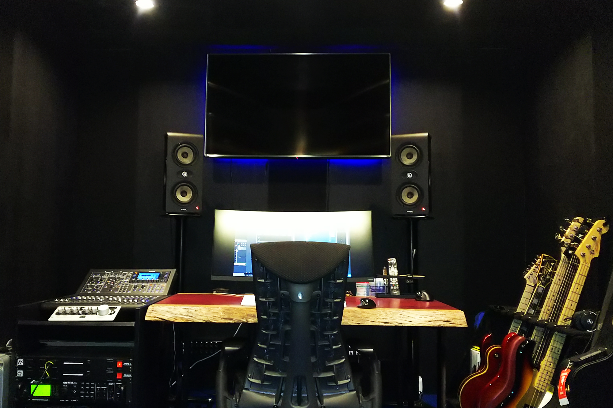 スクランブルズ福岡スタジオ